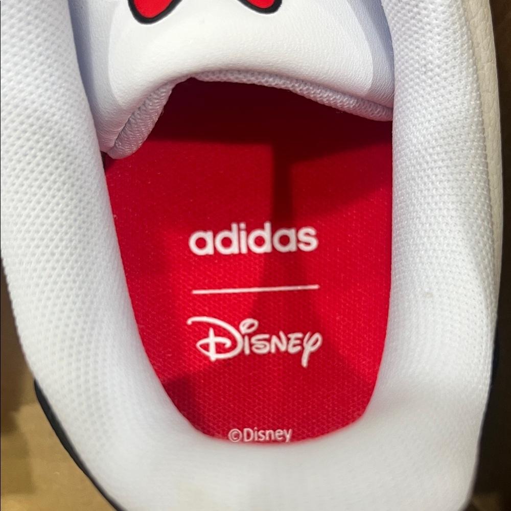 Adidas women’s Minnie Disney Shoes - Picture 2 of 9